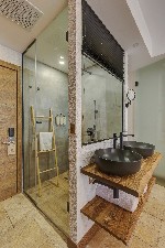 Hotel La Boheme dovolenka