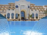 Hotel s bazénom