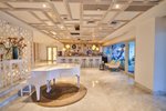 Lobby bar