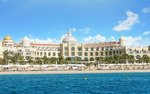 Hotel a pláž