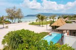 Pool vila, Beachfront