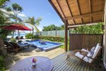Deluxe villa na pláži s bazénom