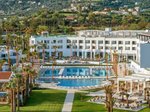 Hotel s bazénom