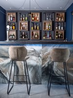 Hlavný bar