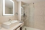 Dvojlôžková izba Štandard, kúpeľňa