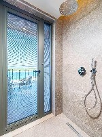 Penthouse s výhľadom na more a privátnym bazénom - kúpeľňa