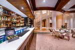 Lobby bar
