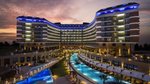 Večerný pohľad na hotel