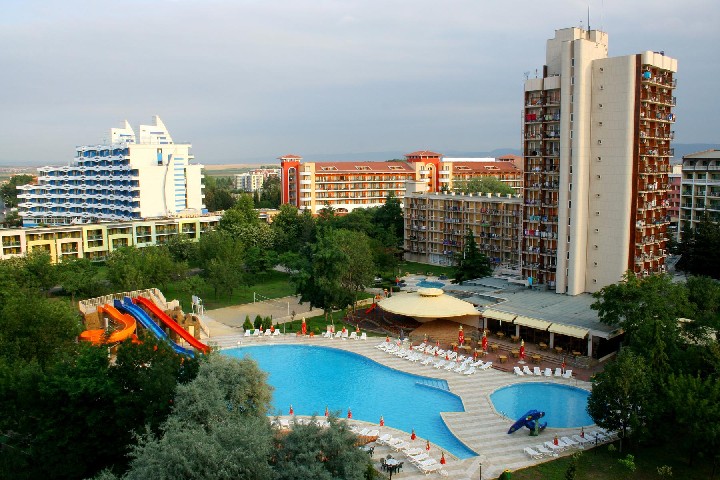 Hotel s bazénom