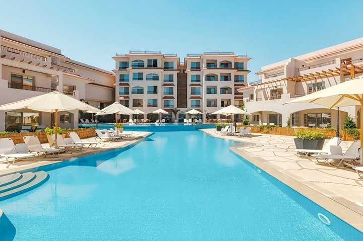 Hotel s bazénom