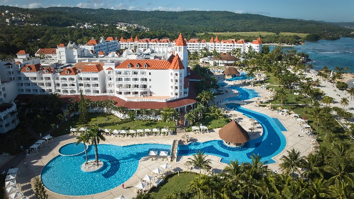 Hotel Bahia Principe Escape Runaway Bay dovolenka