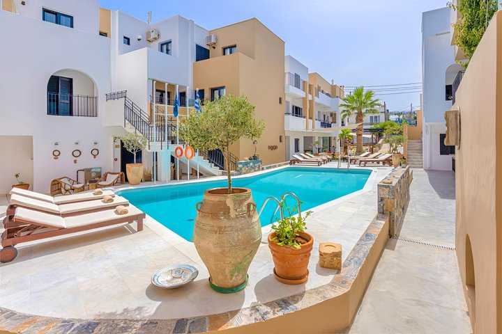 Hotel s bazénom