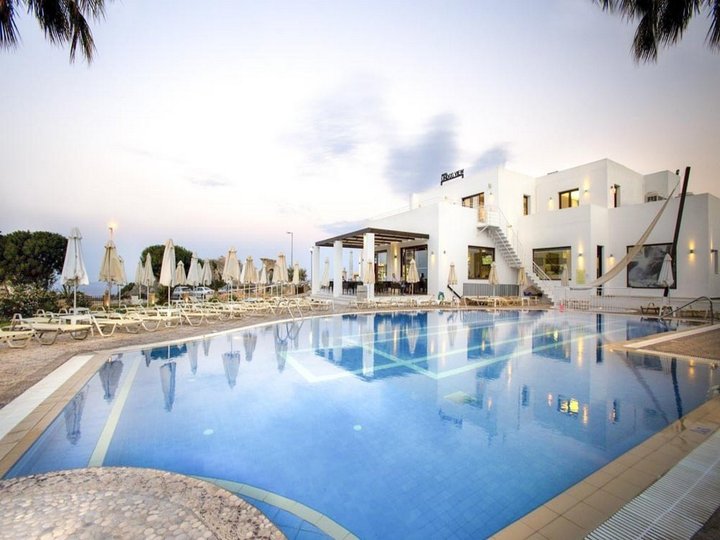 Hotel s bazénom