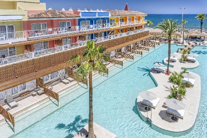 Hotel Mediterraneo Bay Hotel Spa & Resort dovolenka