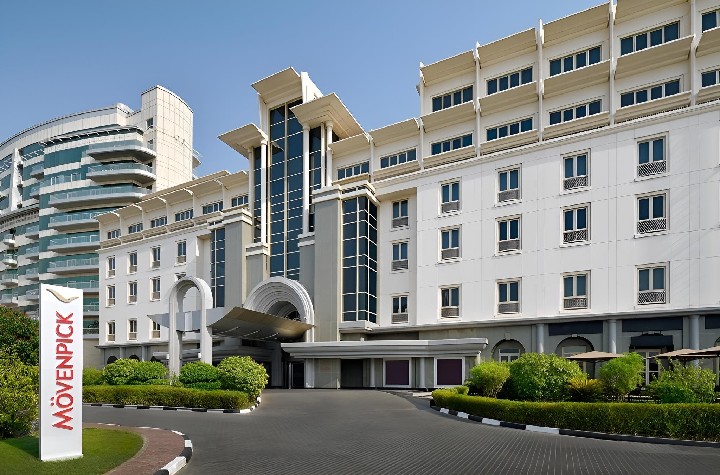 Hotel Mövenpick Hotel & Apartments Bur Dubai dovolenka