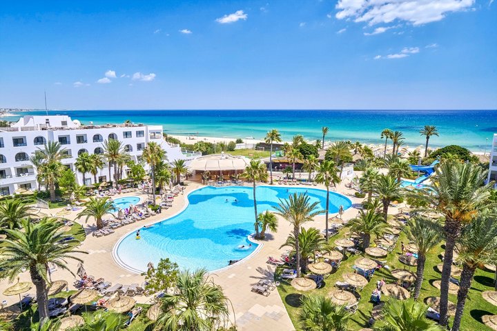 Hotel s bazénom